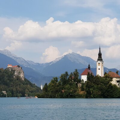 Озеро Блед, Словения, Альпы: зачем ехать, где остановиться и как добраться из Любляны