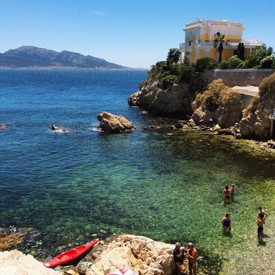 Где отдыхают местные: 11 лучших пляжей Марселя