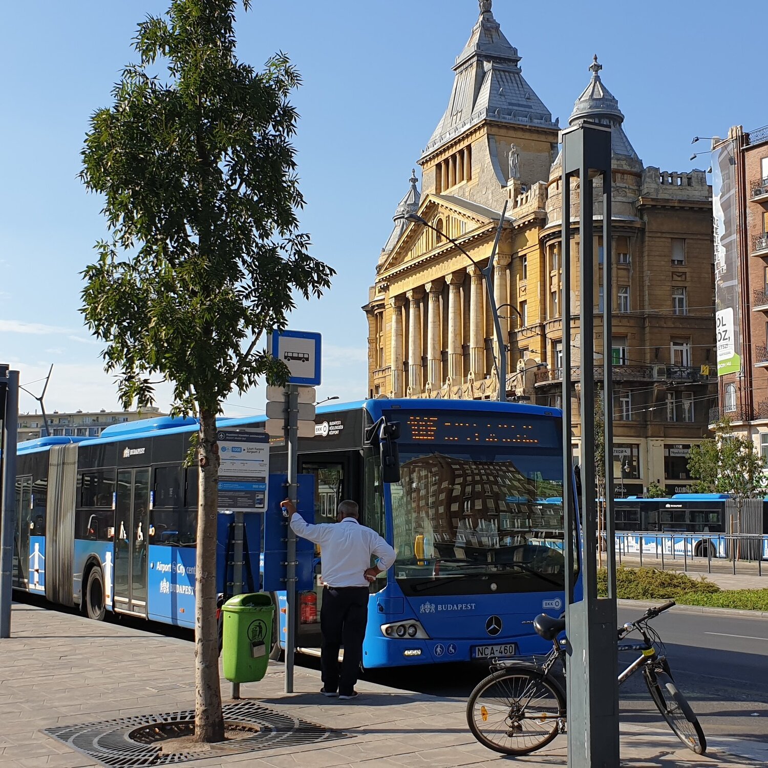 Автобусы, троллейбусы, трамваи и паромы: весь общественный транспорт Будапешта
