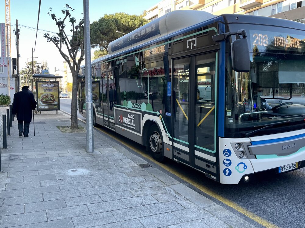 Городской автобус STCP.