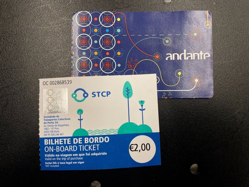 Одноразовый билет STCP и карта Анданте.
