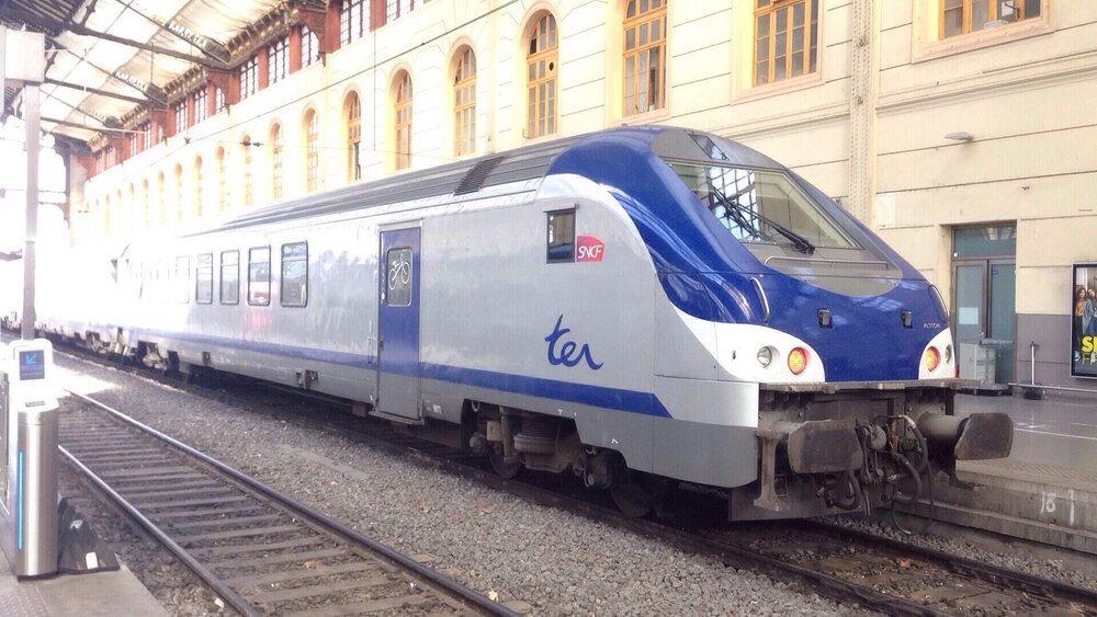 TER - пригородный поезд компании SNCF