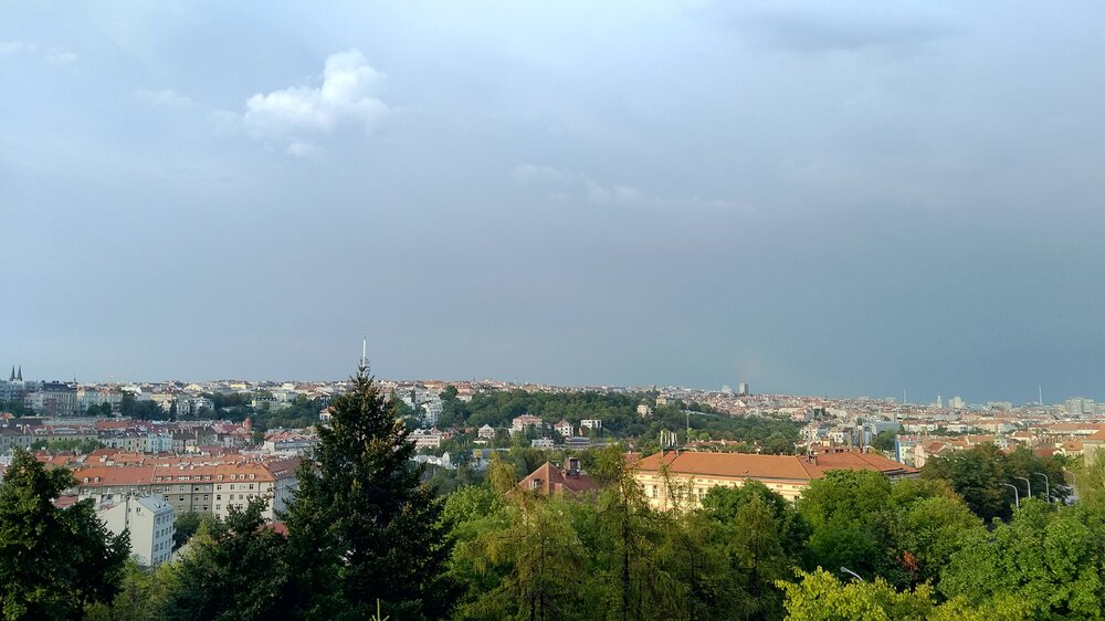 Вид на Прагу с района Винограды
