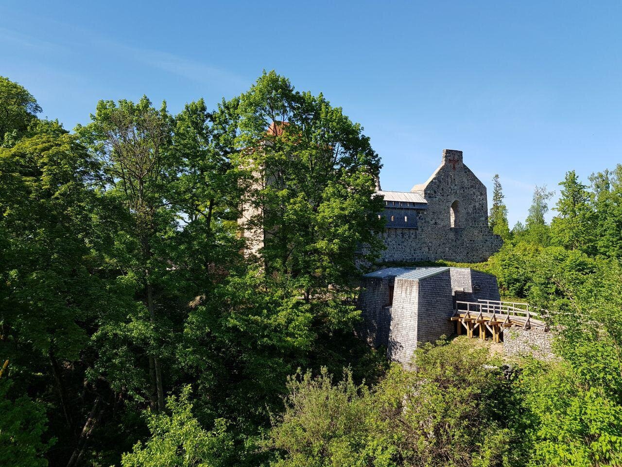 Развалины Сигулдского замка