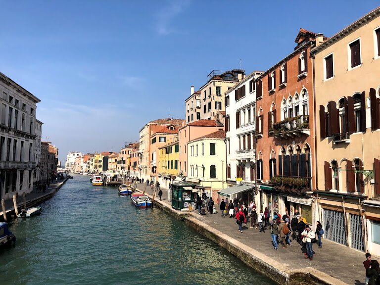 How to get from Marco Polo Airport to Venice and the Islands