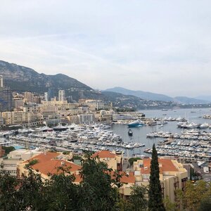 Genoa - Monaco by public transportation: how to get there by bus and train