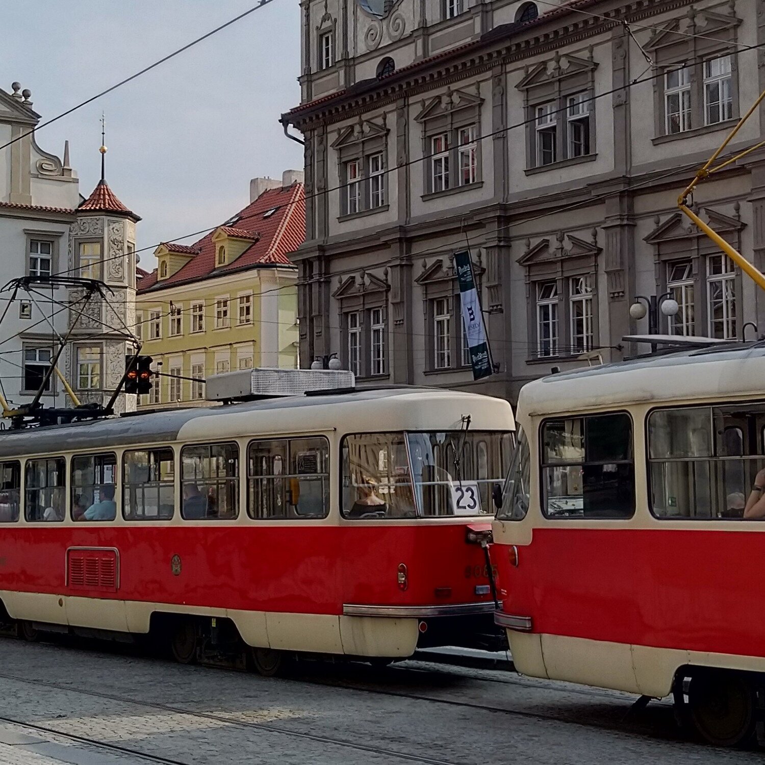 How to use public transportation in Prague: metro, buses, streetcars, ferries