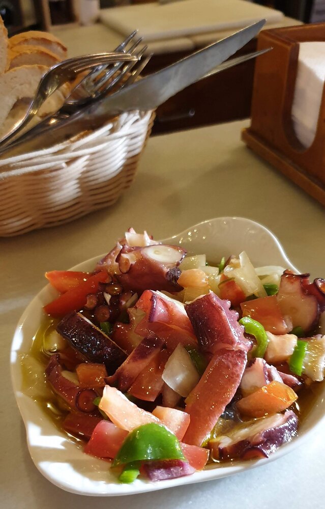 Pulpo alignado octopus salad.
