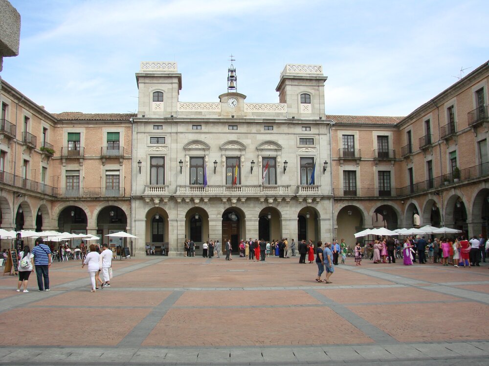 Mercado Chico Square and Town Hall