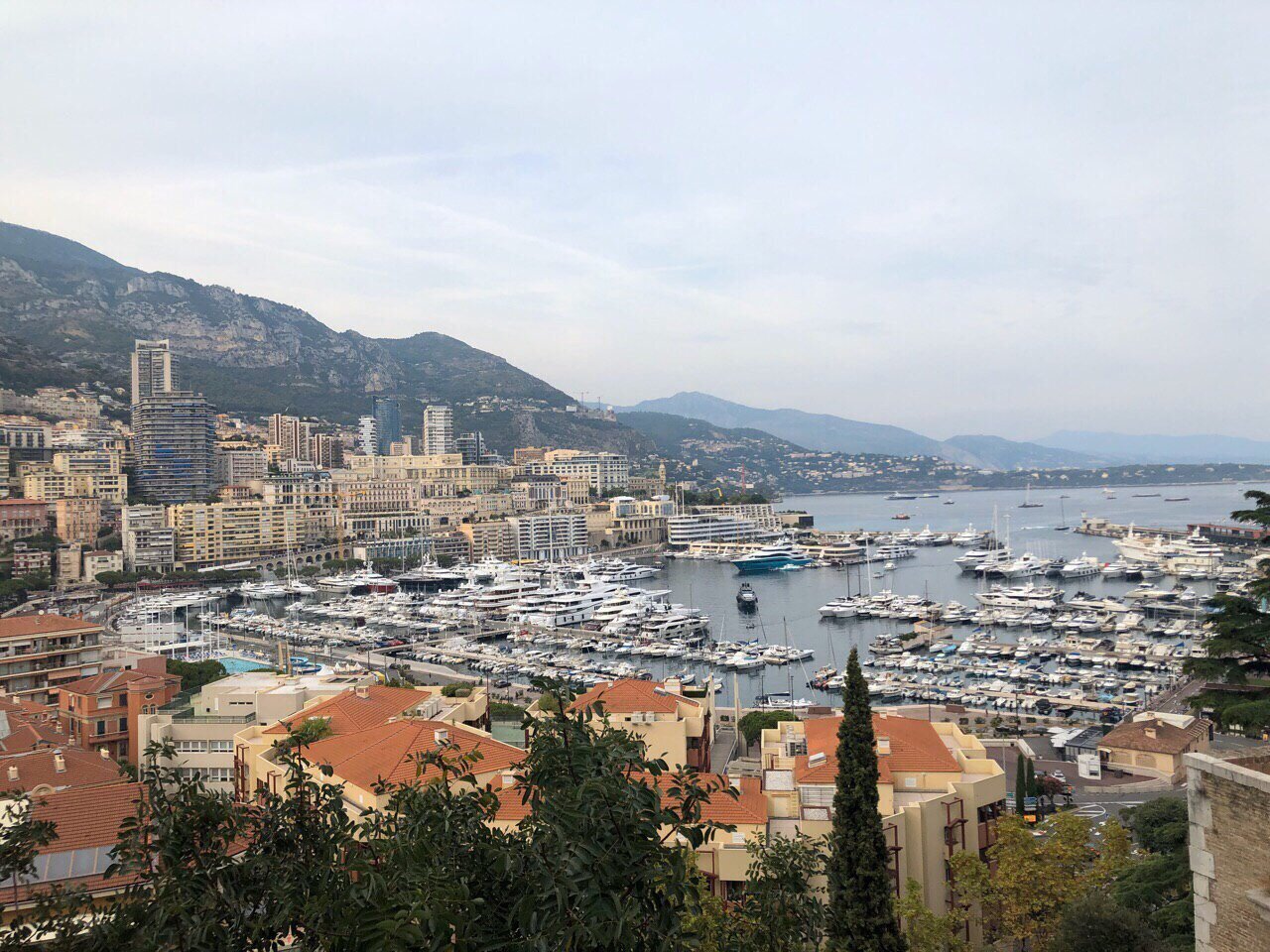Генуя - Монако на общественном транспорте: как добраться на автобусе и поезде