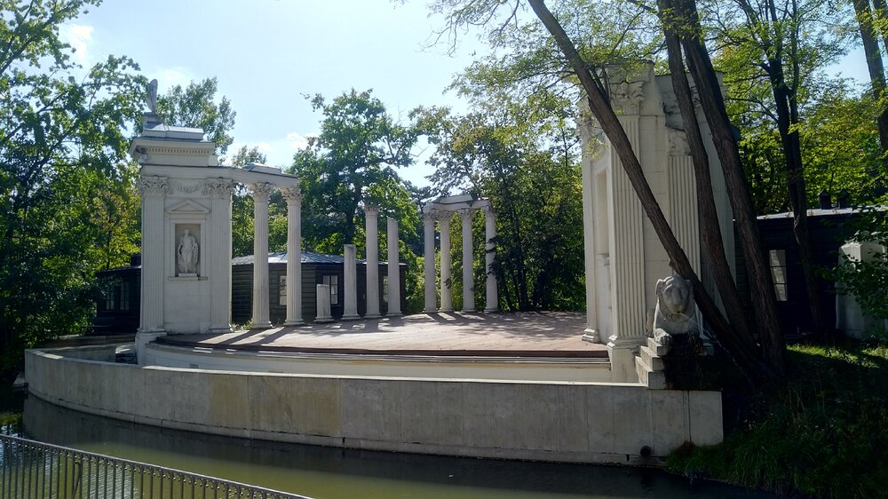 Lazienki Amphitheater
