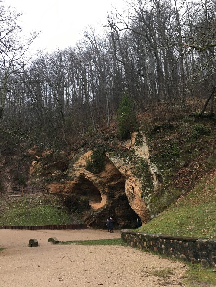 Gutmanja Cave