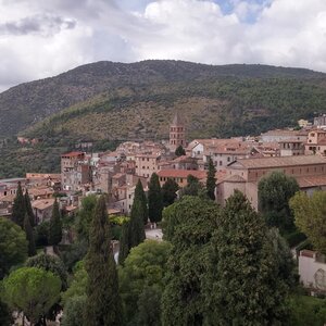 One day trip to Tivoli from Rome. How to get there and what to see.