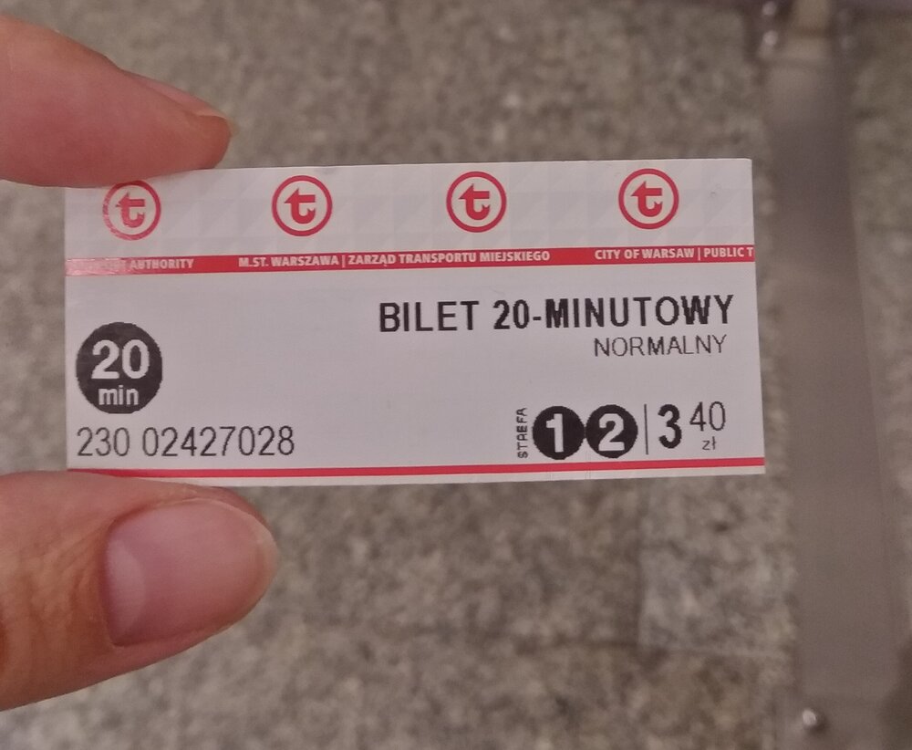 Билет на общественный транспорт Варшавы