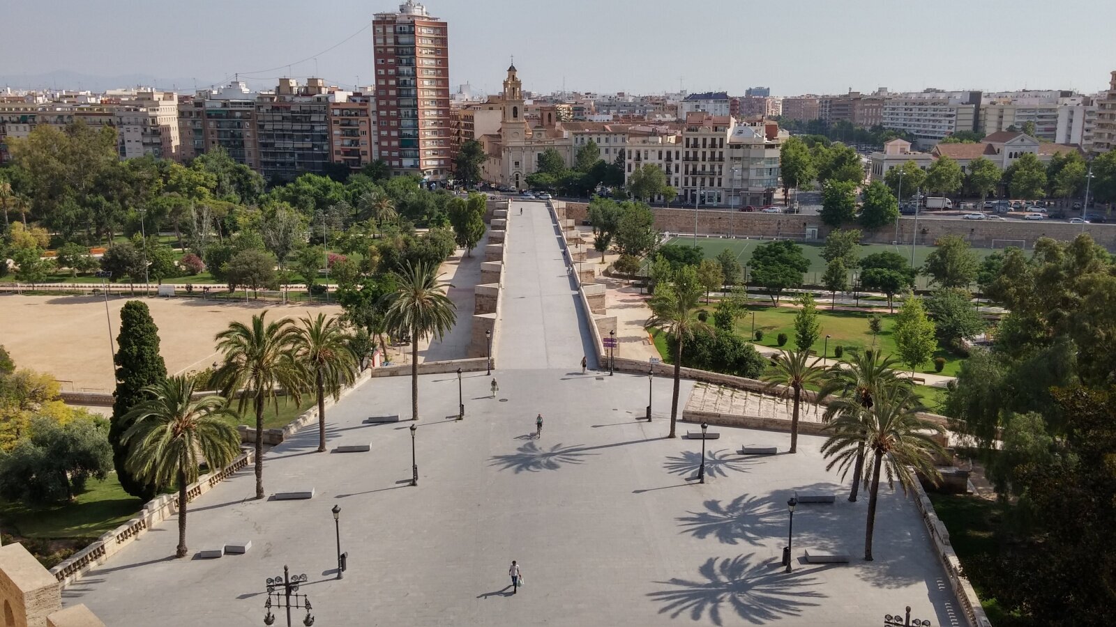 View of the bridge and Turia Park