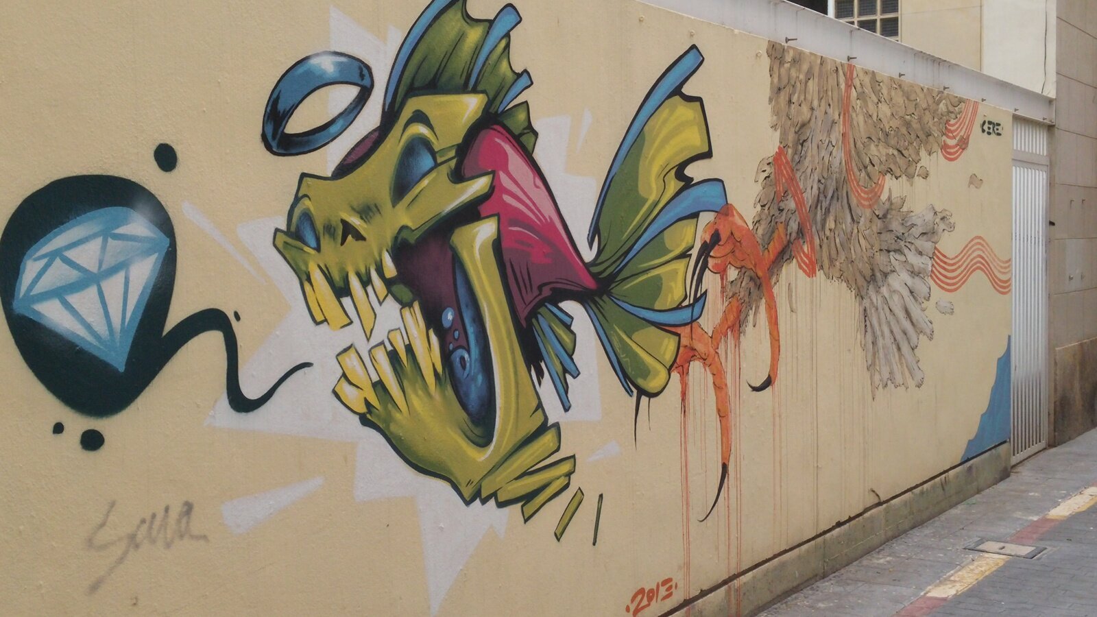 Graffiti in El Carmen