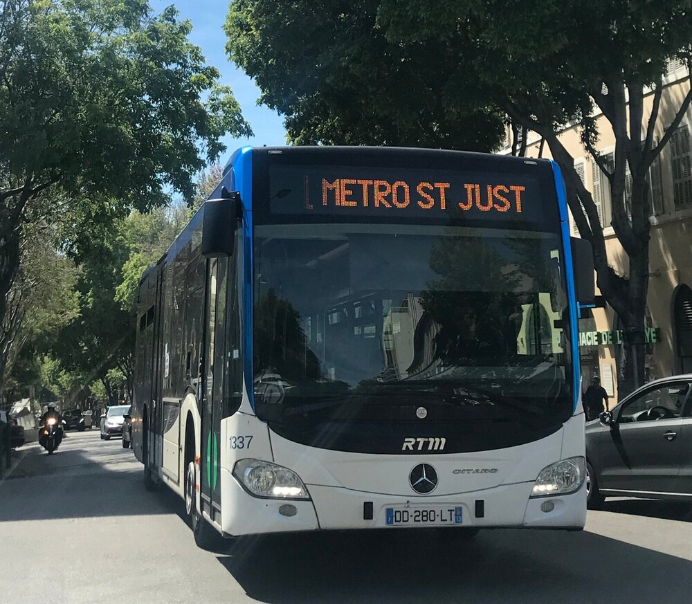 Marseille bus