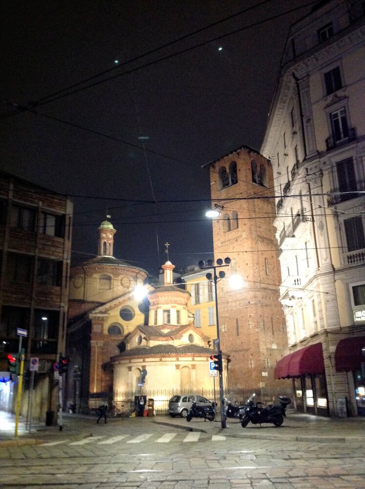 Просто одна из церквей в Милане