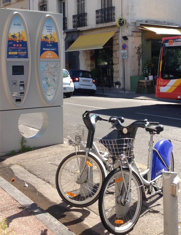 This is what Levélo station looks like with bicycles and the terminal