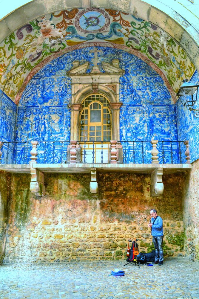 Balcony with azulejo tiles