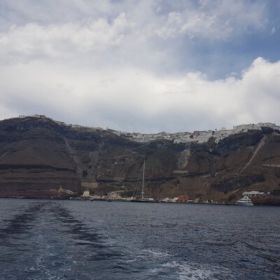 Santorini: transportation on the island