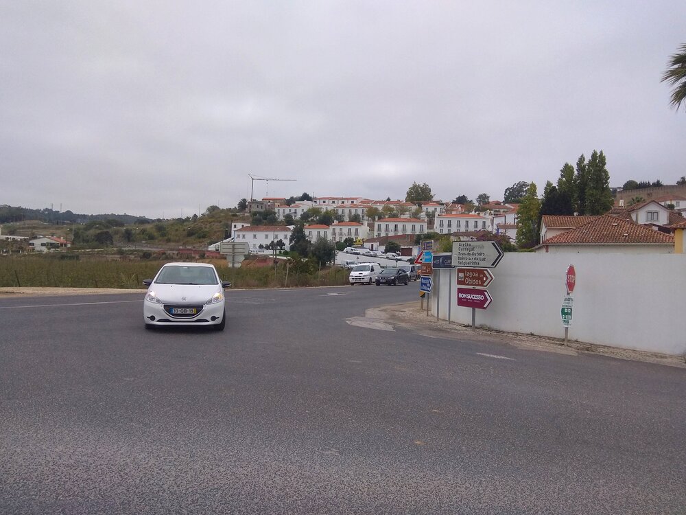 The road to Obidos