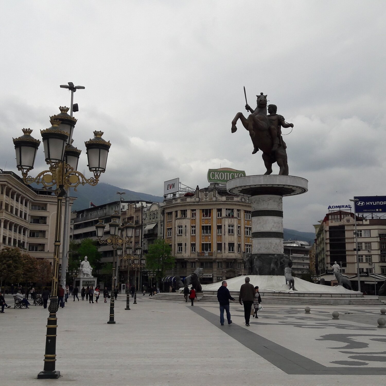 Достопримечательности Скопье за 2 дня: город памятников и восточных базаров