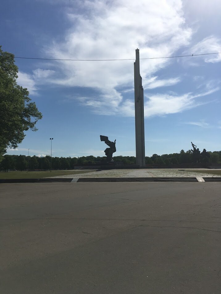 Парк Победы. Монумент советским освободителям Риги