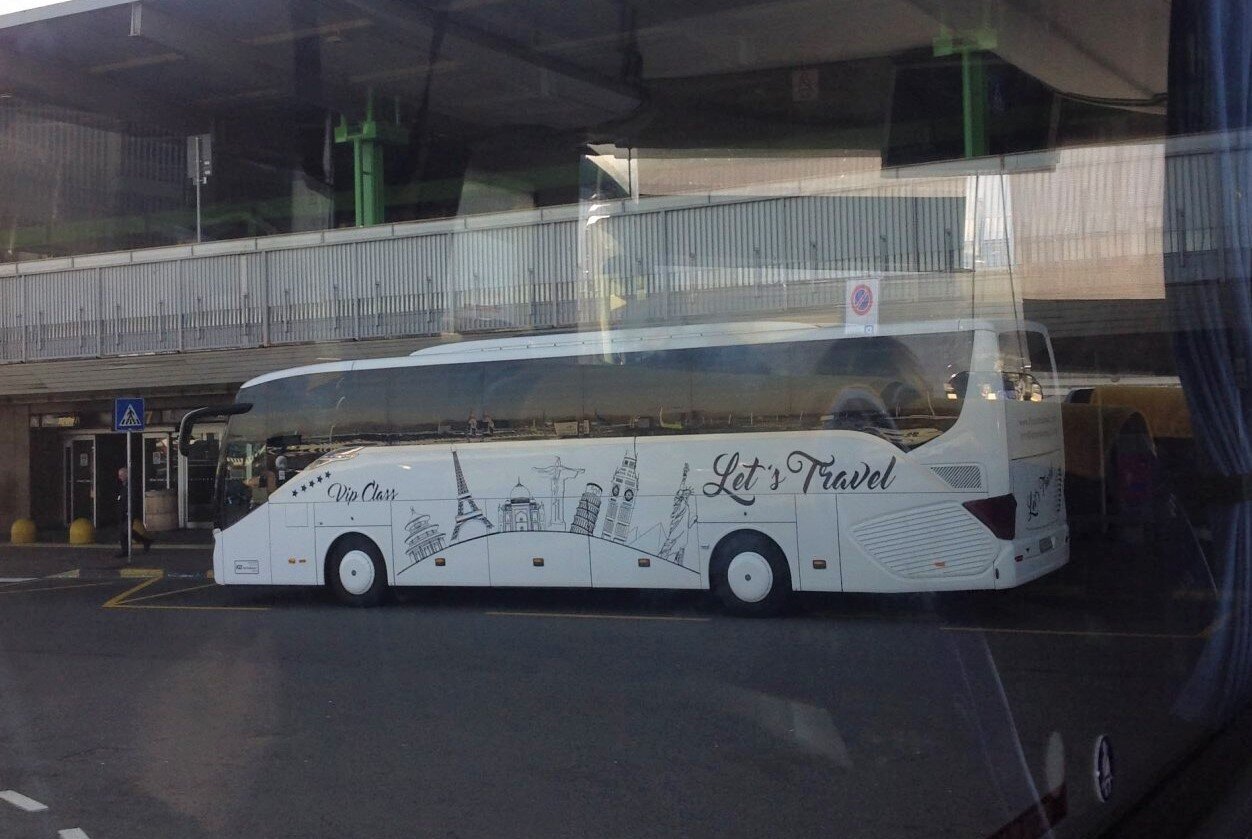 В Линате ходят вот такие автобусы