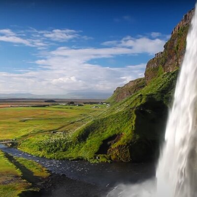 Iceland on your own: sights, volcanoes, geysers and waterfalls