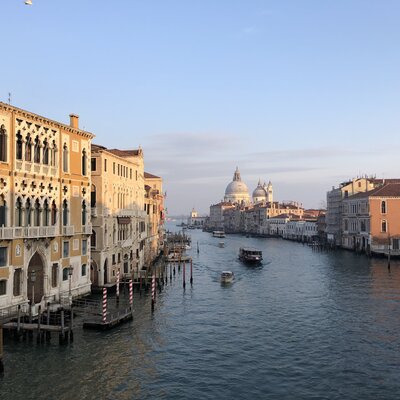 Venice neighborhoods: where to stay and how to choose a hotel