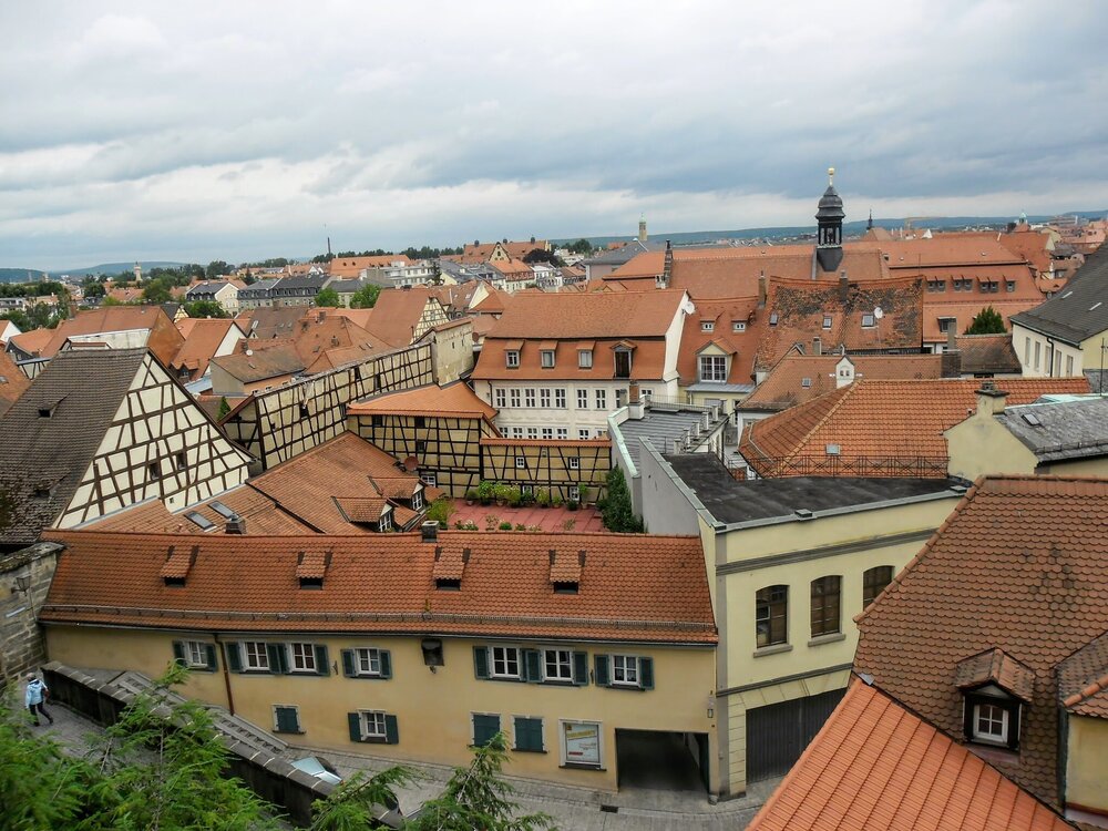 Вид на город со смотровой площади замка