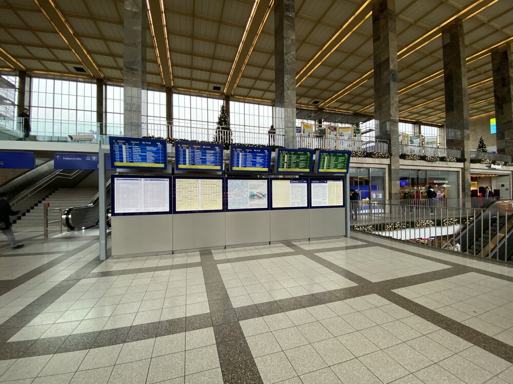 Вокзал Westbahnhof
