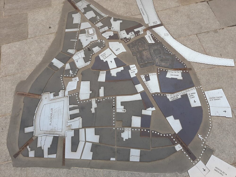 План Бика на площади перед Кафедральным собором