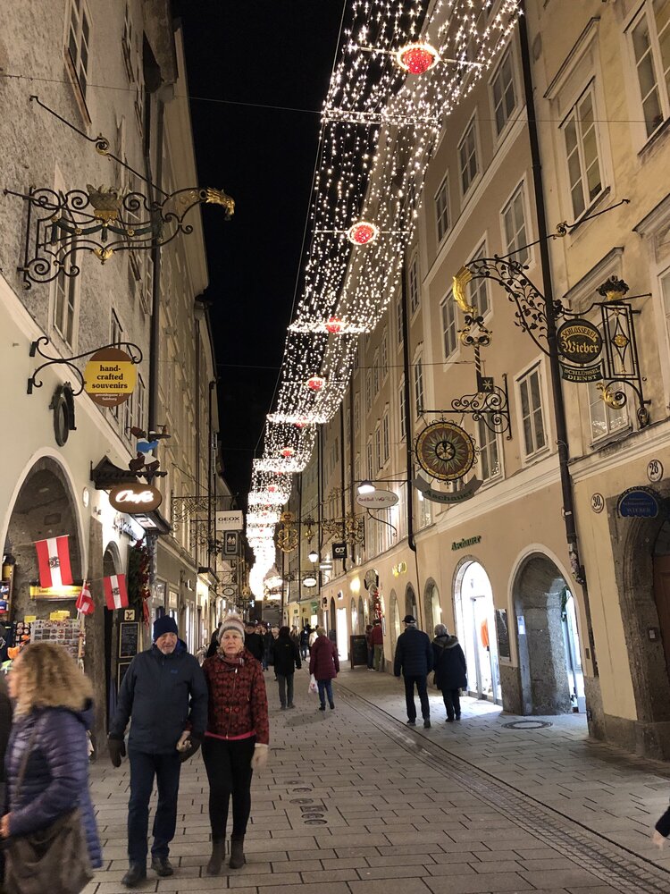 Рождественский Зальцбург сильно отличается от Мюнхена
